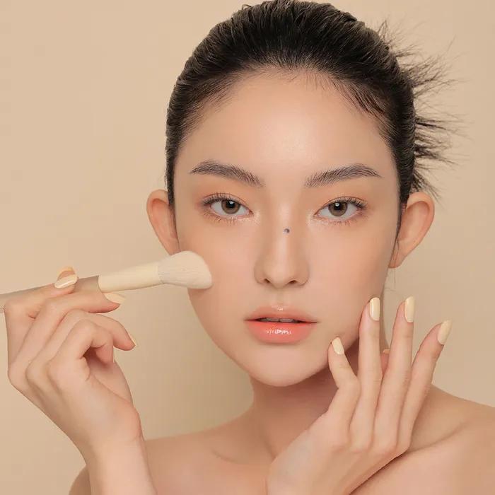 

Blending Blusher Brush