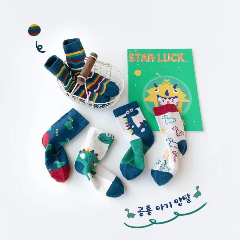5 Pairs Dinosaur Children Socks Cute Green Giraffe Soft Cotton Boys  Spring Autumn Kids Tube Socks Student Sports Socks