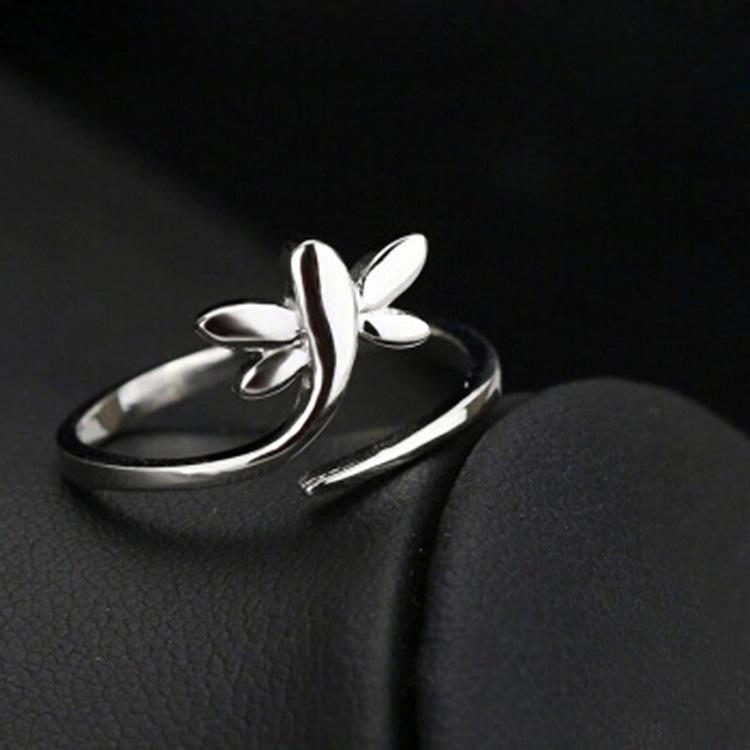 Platinum Dragonfly Adjustable Ring for Women - New Silver-Plated Design, Perfect Valentine's Day Gift