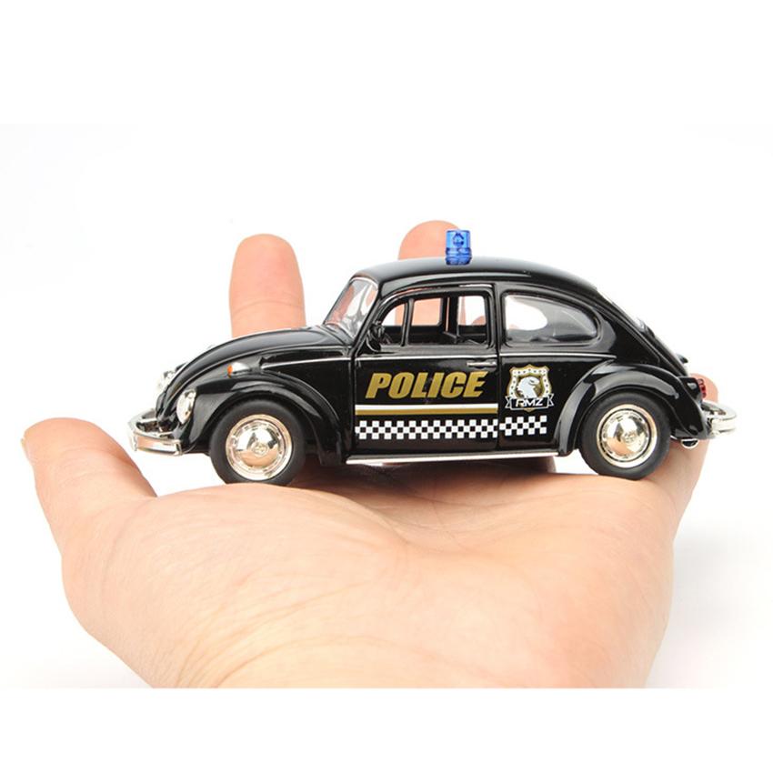 Policajný chrobák v mierke 1/36 1967 Policajný model auta zo zliatiny tlakového odliatku s vyťahovacím chrbtom pre deti Darčeky Kolekcia hračiek