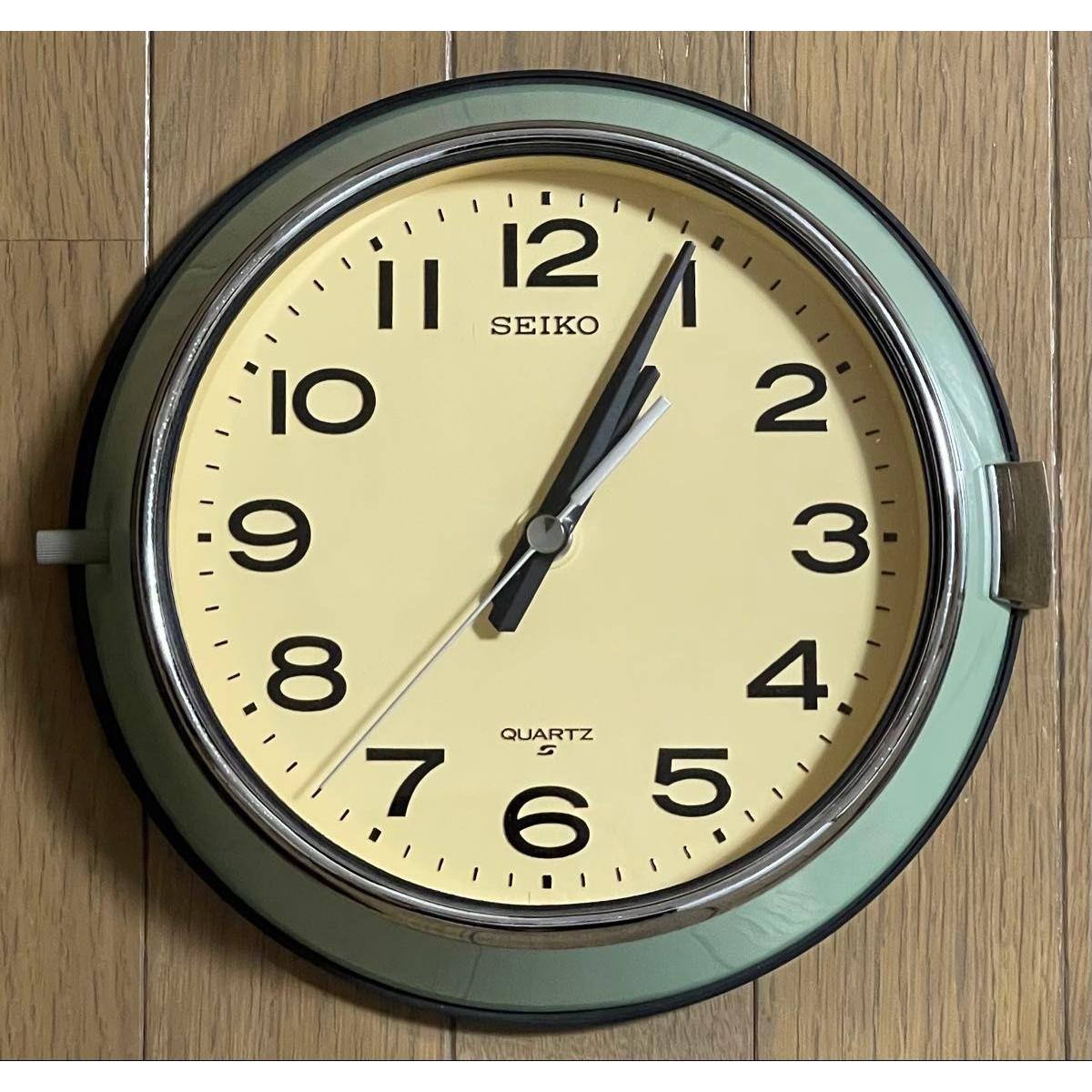 Used SEIKO QUARTZ quartz wall clock wall clock ship clock bus clock retro