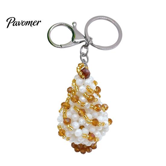 Beaded Key Holder Handmade Christmas Keychain, Xmas Tree Wreath Gift Box Bell Backpack Charm Santa Keyring, Hanging Decor for Party Favors
