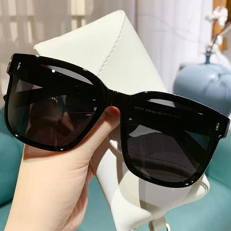 Polarized Clip-On Sunglasses for Myopia - Men's & Women's Driving and Summer Sun Protection