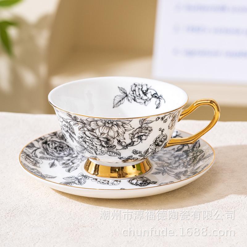 Paryski Róż Porcelana Kostna Filiżanka Spodek Zestaw Filiżanka do Kawy Pudełko Prezentowe Premium Filiżanka do Popołudniowej Herbaty Spodek Łyżeczka Prezenty Ślubne