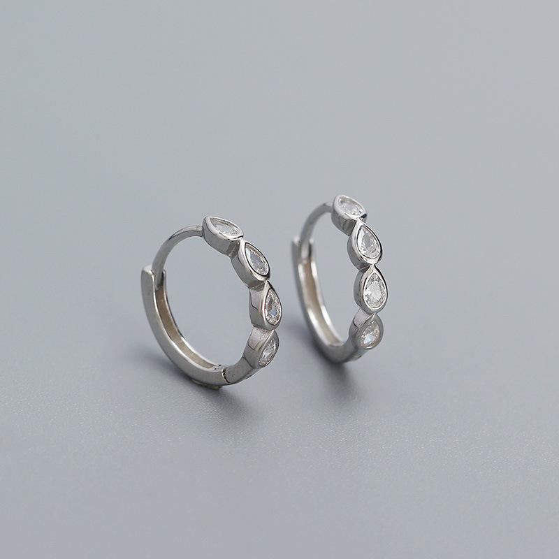 

WANTME 925 Silver Fashion Simple Drop Row Zircon Ear Buckle for Women Elegant European Hoop Earrings Piercing Jewelry срібний