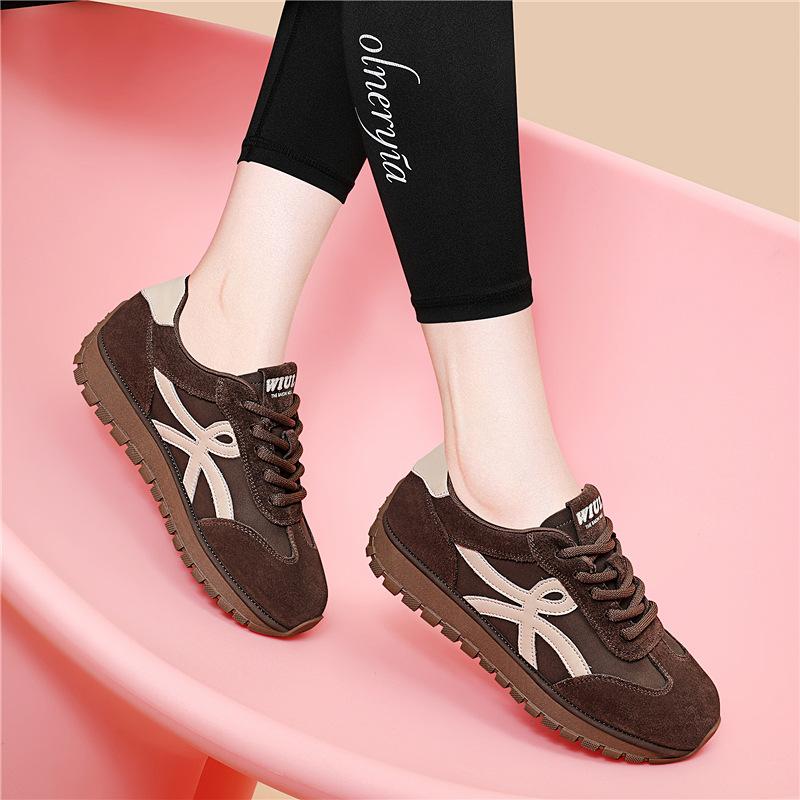 Lightweight German training shoes New versatile women's sports board shoes in autumn and winter Casual soft-soled Forrest Gump women's shoes tide