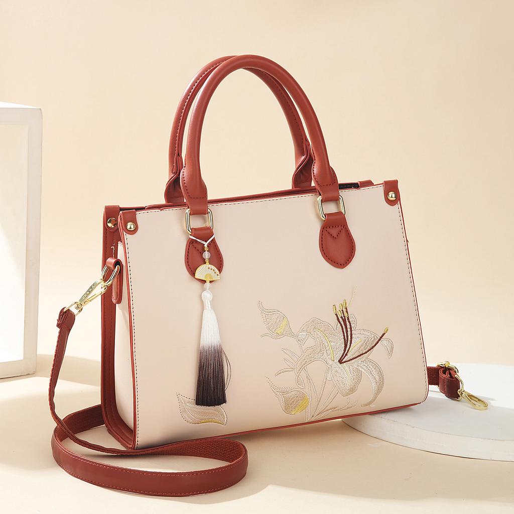 Lady mother handbag messenger 2025 new high-end Chinese style embroidery middle-aged wedding bag large capacity