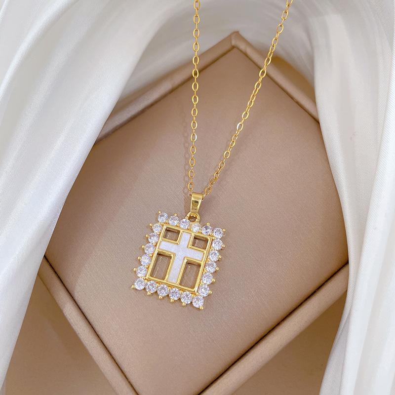 Square Cross Light Luxury Temperament Gorgeous Full Diamond Necklace Women'S Versatile Collarbone Chain Titanium Steel Chain