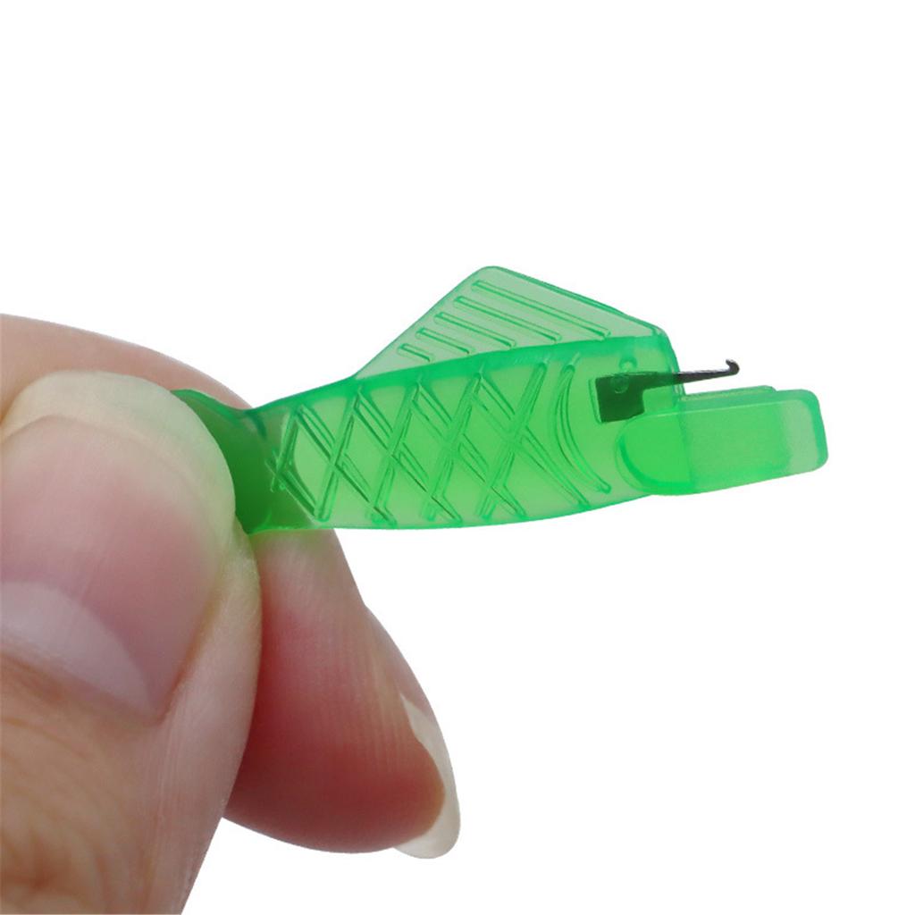 100Pcs Fish Shaped Needle Threader for Hand Stitching Embroidery Sewing Machine, Easy and Quick Needle Threader Tool