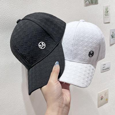 Fashion Baseball Cap - Adjustable, Sun-Protective & Versatile for Outdoor Activities, Tourism, Couple, Simple Atmosphere