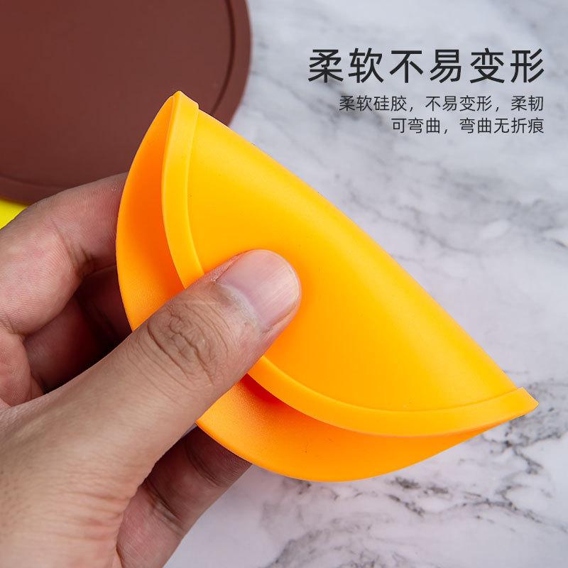 Round silicone coaster non-slip and high temperature resistant household anti-spill thermal insulation pad spot household water cup pad teacup pad