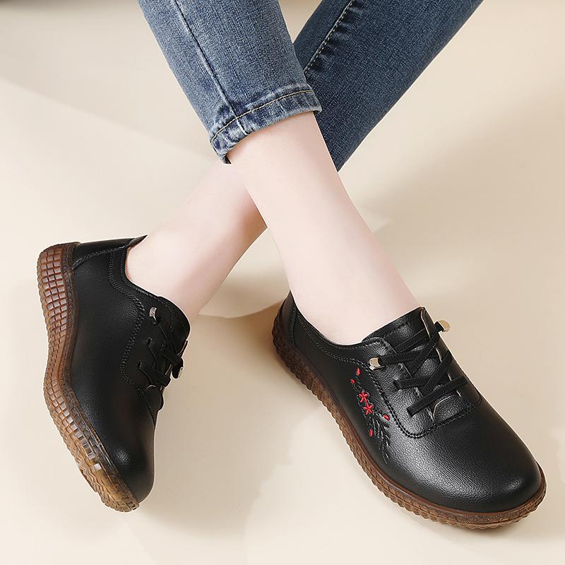Women Soft Loafers Casual Elegant Summer Sneakers Breathable Embroidery Leather Moccasins Shoes Plus Size