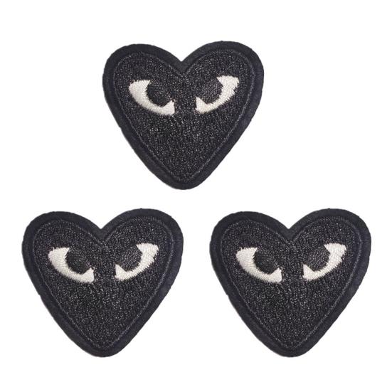 

1 Set Embroidery Patch Fine Workmanship Wide Usage Fabric Sew-on Heart Shape DIY Sticker Applique Clothes Accessories чёрный