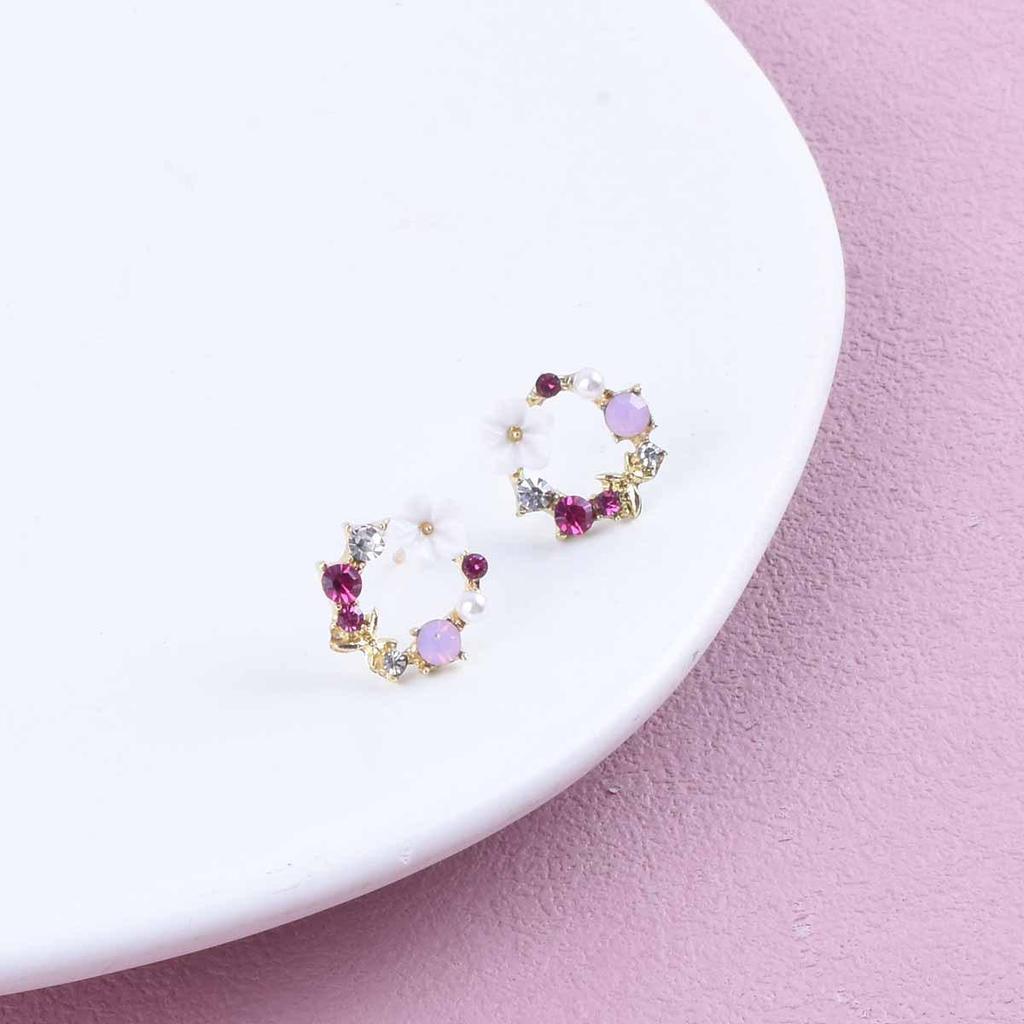 Elegant Silver Needle Pearl Flower Earrings - Simple, Versatile Ear Studs for Women