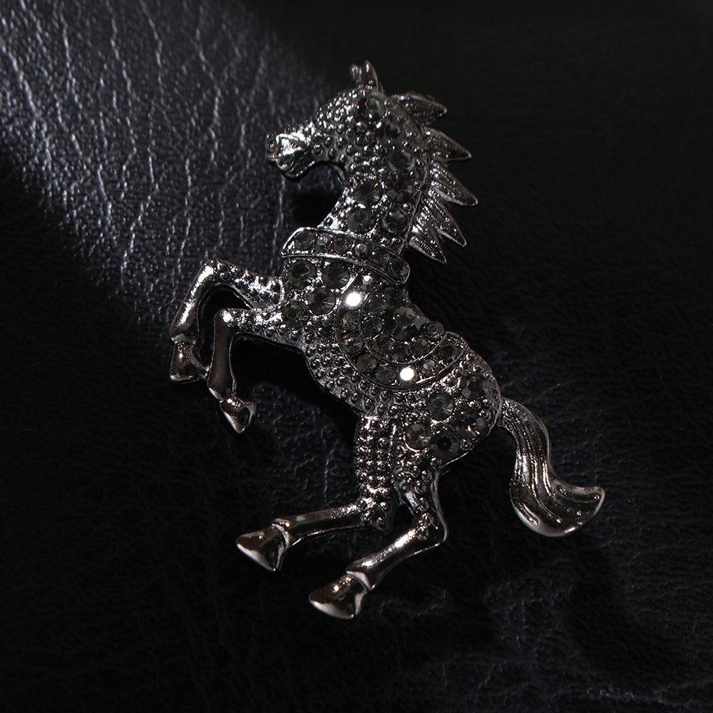 Classic Zodiac Animal Lapel Pins Luxury Metal Badge Pin Rhinestone Horse Brooches  for Women
