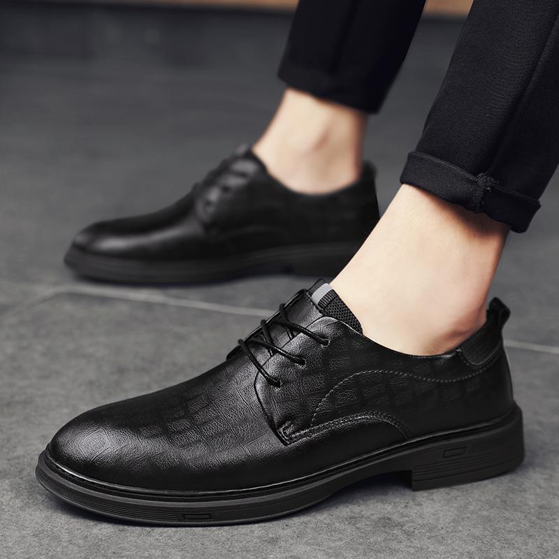 Fashion Men's formal leather shoes Classic retro gentleman style Outdoor Business Party Daily office casual leather Wedding shoes