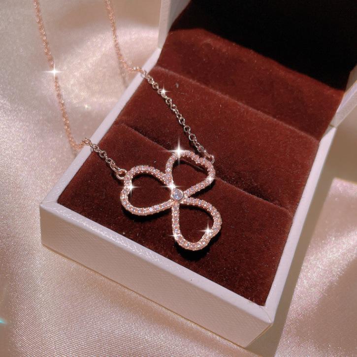 European and N Makings Four leaf Clover Bracelet Earrings Three-piece Set Free Zircon Student Bracelet Earrings Chain Woman