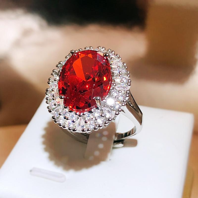 Shiny Round Shape Red Zircon Women's for Ring High-quality Party Ring Luxury Ring Diamond Ring Couple Rings Engagement Ring High Quality Jewelry