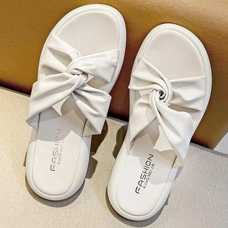 High-end Sandals Women's Summer Wear Fashion New Thick Soles Versatile Non-slip Seaside Beach Shoes for Woman Slippers