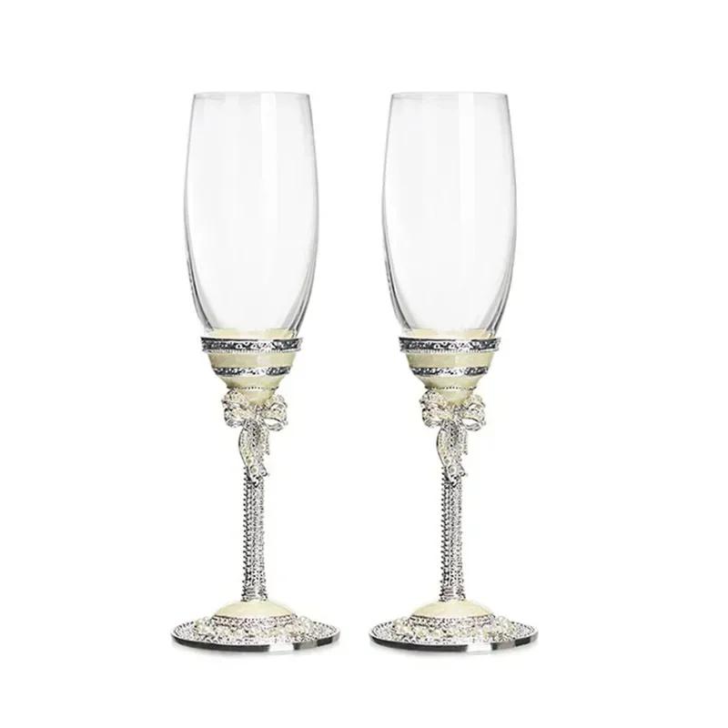 High Foot Crystal Champagne Cup 2 Sets of High-end Creative Red Wine Glasses for Household Wine Sets Couple Wedding Gift Box