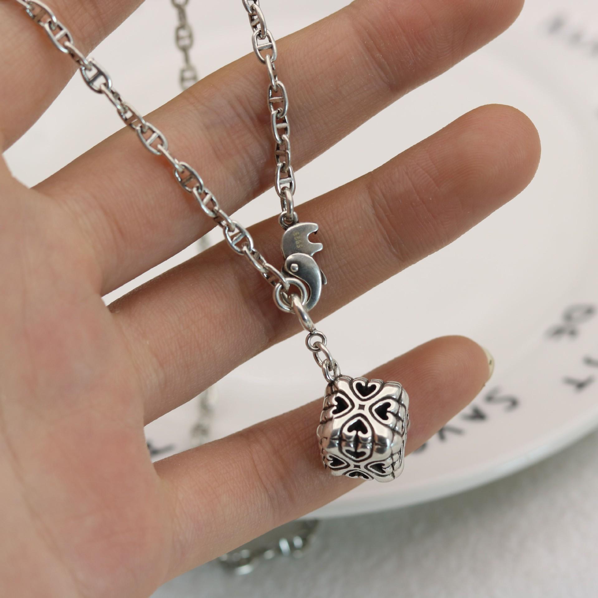 

Korean Fashion Silver Heart Dice Pendant Necklace - Women s Trendy Clavicle Chain Jewelry 55cm Necklace Length