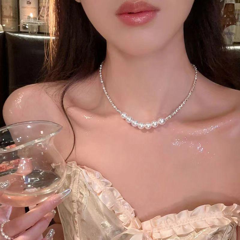 Spicy Girl Tassel Pearl Necklace: Elegant, Versatile Clavicle Jewelry for Women