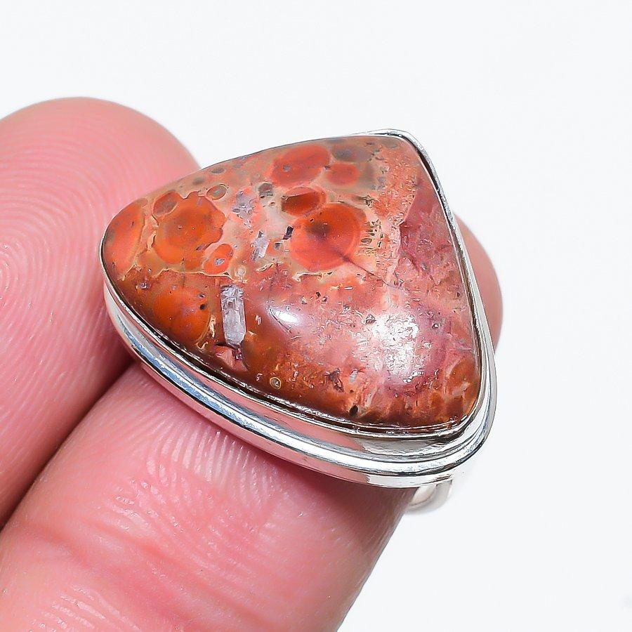 

Кольцо из серебра 925 пробы с натуральным маком и яшмой, размер 7, ручная работа N4S60