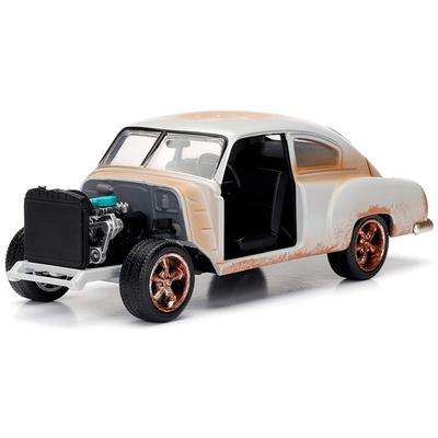 1/24 Chevrolet 1949 FLEETLINE Alloy Classic Old Sports Car Model Diecasts Metal Rust Car Retro Vintage Vehicles Model Simulation Kids Gift