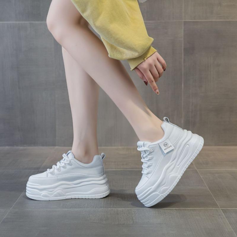 Thick-soled Heightening Little White Shoes Children's Autumn New Small Lightweight Casual Sports Shoes Look Thin