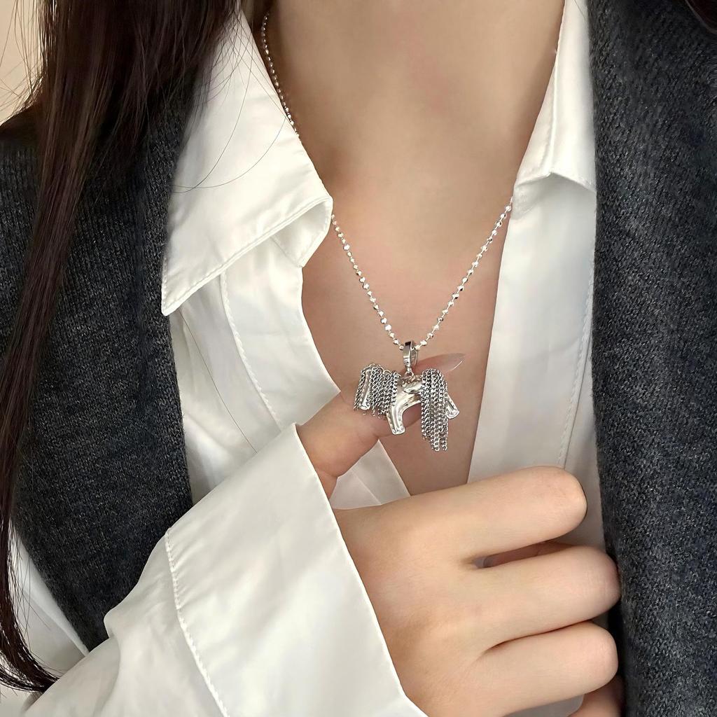 Korean Style S925 Sterling Silver Horse Pendant Necklace with Tassel - Elegant and Fashionable Design