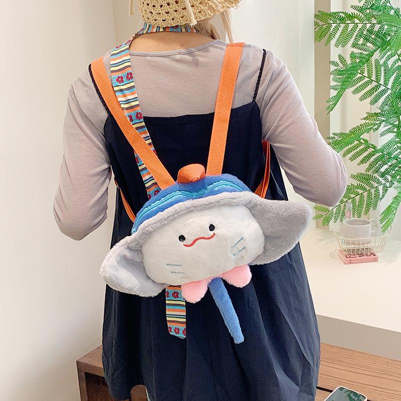 Kreskówkowy plecak ze zwierzęciem morskim Uroczy plecak dla dziewczynki z pluszowym żółwiem Duża pojemność