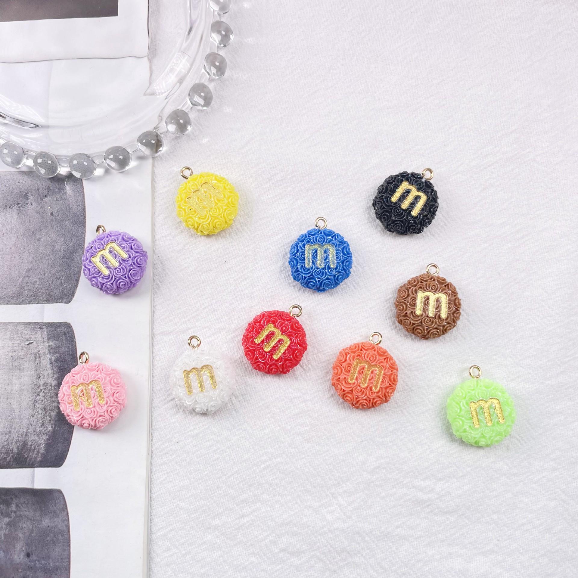 

Романтическая заколка для волос из смолы с розой и M&M s на День святого Валентина для DIY-аксессуаров Non-Hanging 26*22mm темно-коричневого