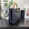 2025 Neue handgewebte Tasche Holzgriff Metallseil-Schnalle Tragetasche Retro Premium Schulter-Umhängetasche Damen