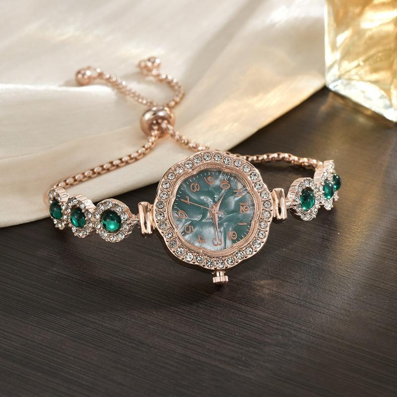 Full Diamond Sunflower Dial, Small and Thin with High Value Digital Face Pull Bracelet Women's Watch