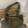 Suede large-capacity retro dumpling bag, new women's commuter casual oblique span single shoulder armpit bag