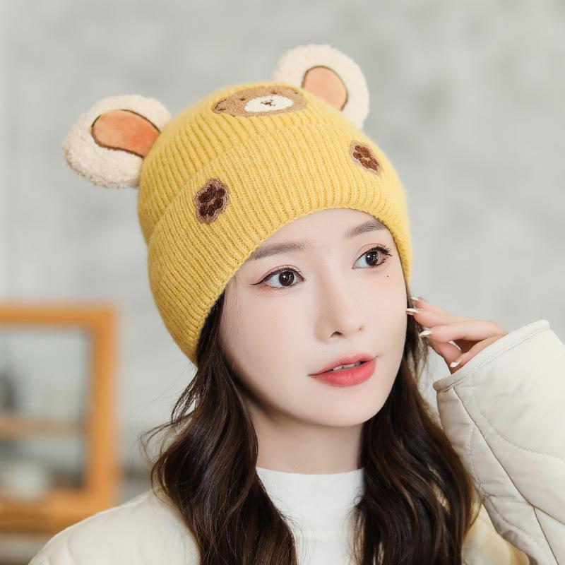 

Милая шерстяная шапка жаккардовой вязки с мишкой для женщин на осень и зиму, теплая шапка с защитой ушей для студентов, шапка-ушанка, чтобы не замерзнуть M（56-58cm）