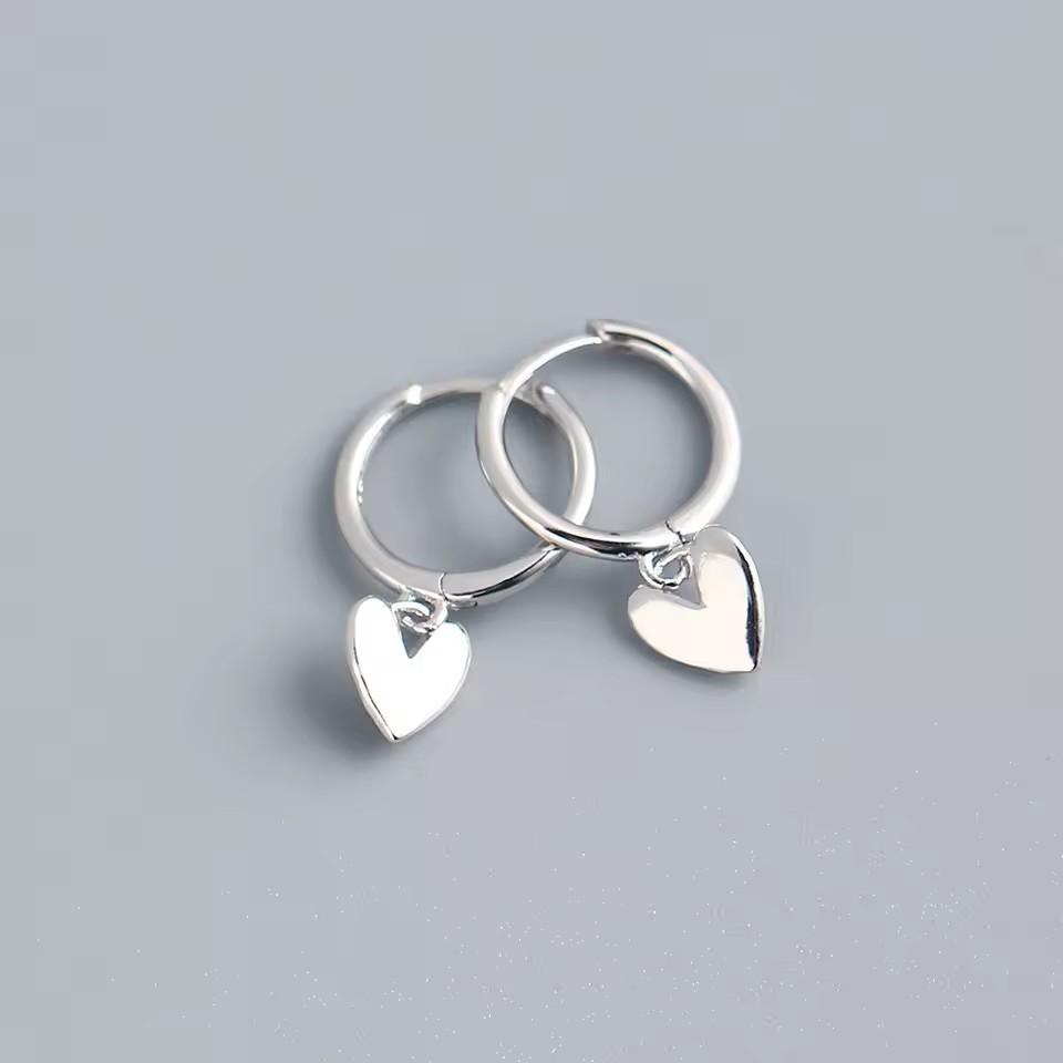 XIYANIKE Silver New Love Heart Hoop Earrings Female Fashion Cute Romantic Elegant Jewelry Couple Handmade Gifts