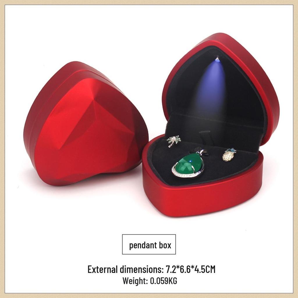 Herzförmige Leuchtende Schmuckschatulle: Luxuriöse beleuchtete Ring- & Halsketten-Box