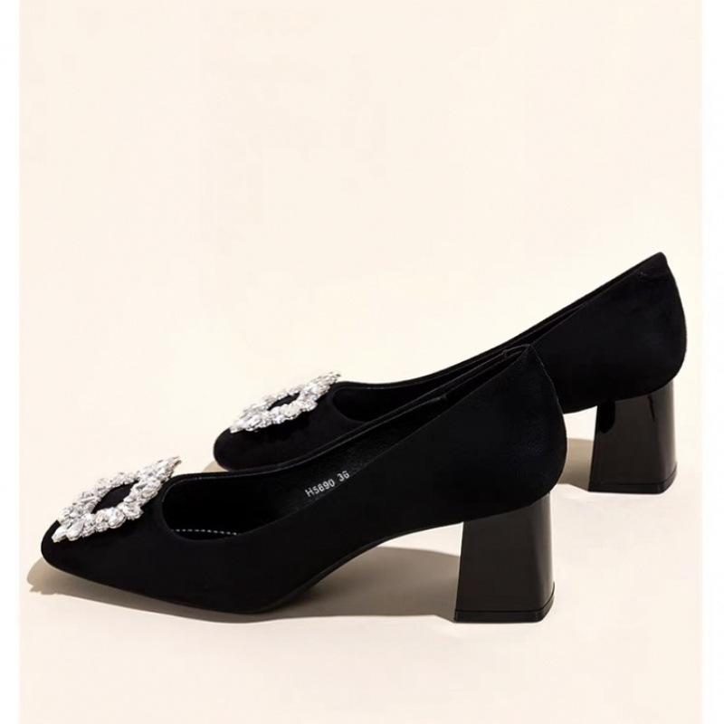 High heels temperament soft leather mother shoes 2025 new professional single shoes rhinestone square head black French light mouth single shoes