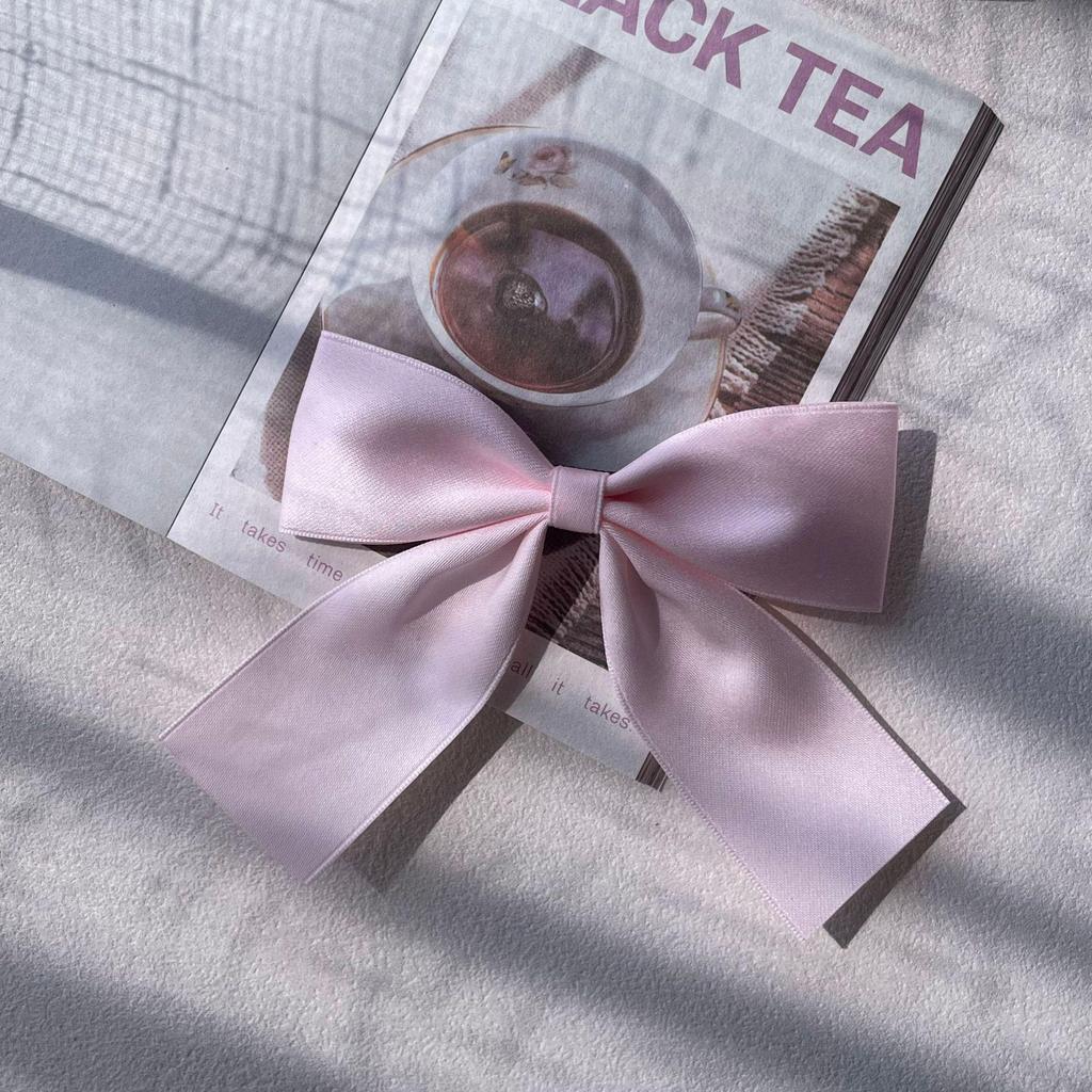 Sweet Pink Ballet Bow Brooch: Three-Dimensional, Age-Reducing Accessory for Girls