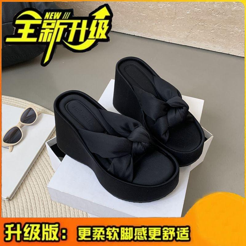 

Slippers summer outer wear thick bottom with skirt high heel beautiful black wedge heel new cool slippers 39 чорний