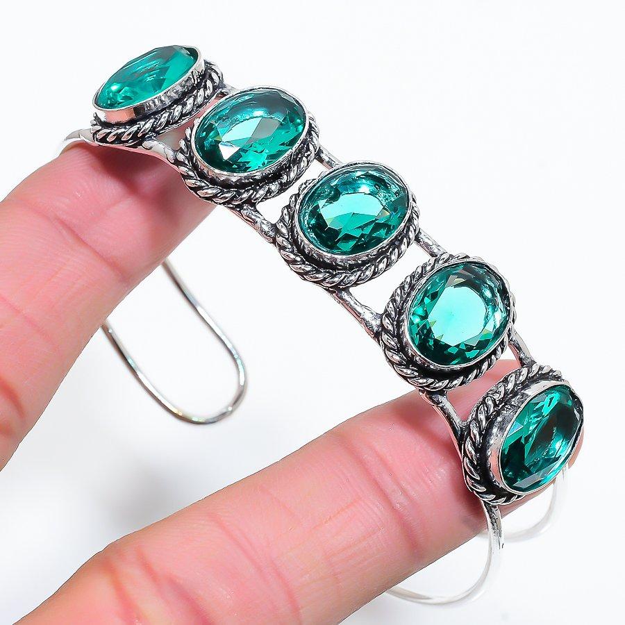 

Этнический браслет-манжета ручной работы с зеленым турмалином и драгоценным камнем, регулируемый SR-10702