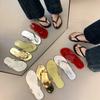 Stylish and simple flip-flops shoes for women's summer wear 2025 new French Xiaoxiangfeng flat-bottomed beach cool slippers
