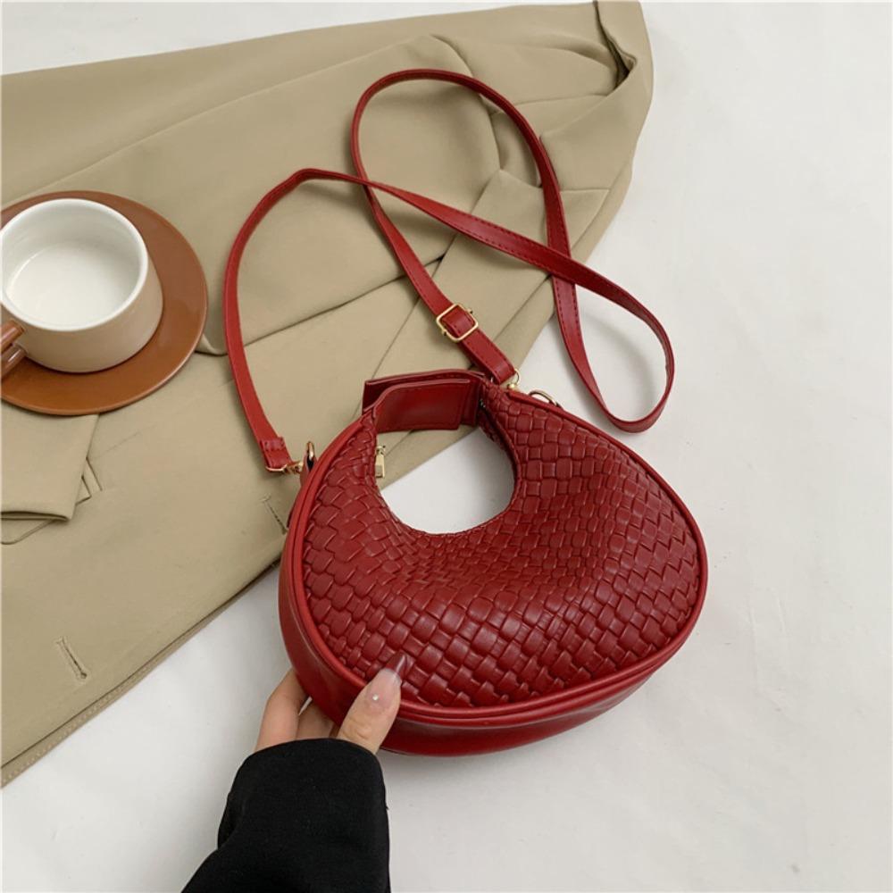 

Large Capacity Half Moon Handbag Carrying Niche Design Hobo Bag Class Commuting Style C