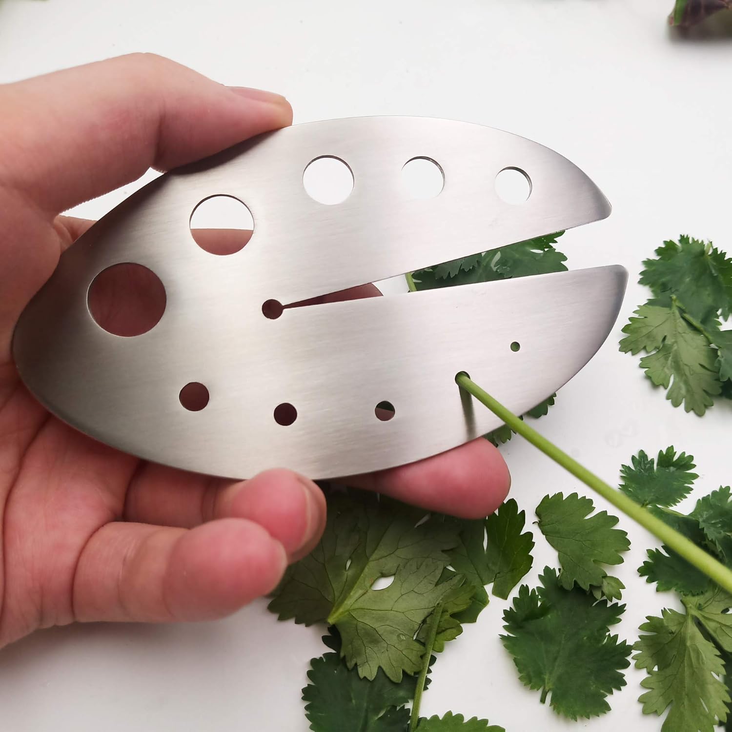Herb Stripper, Stainless Steel Herb Leaf Stripping Tool, 11 holes Kitchen Kale, Chard, Vegetable Leaf Remover/Separator, Small Kitchen Gadgets -