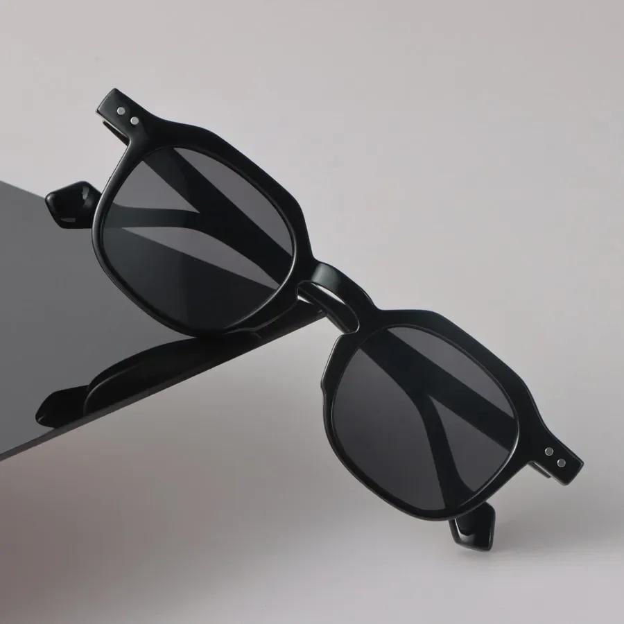 Designer Square Sunglasses Women Men Retro Black Sun Glasses Luxury Personality Eyewear Mirror Lens Sexy Brand