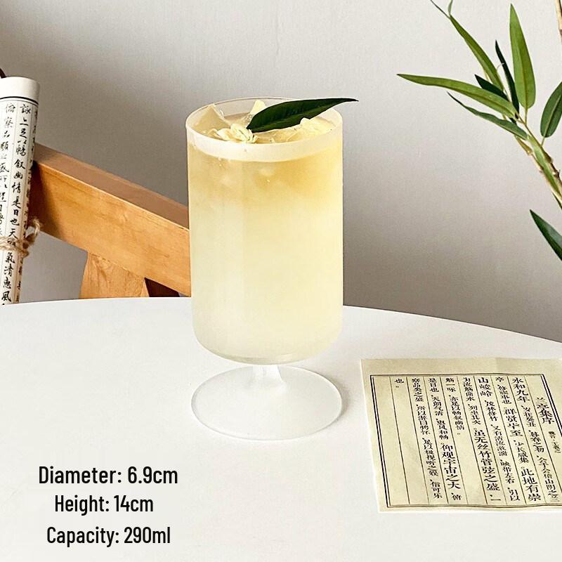 ZISIZ Handmade Ins-Style Stemmed Glass