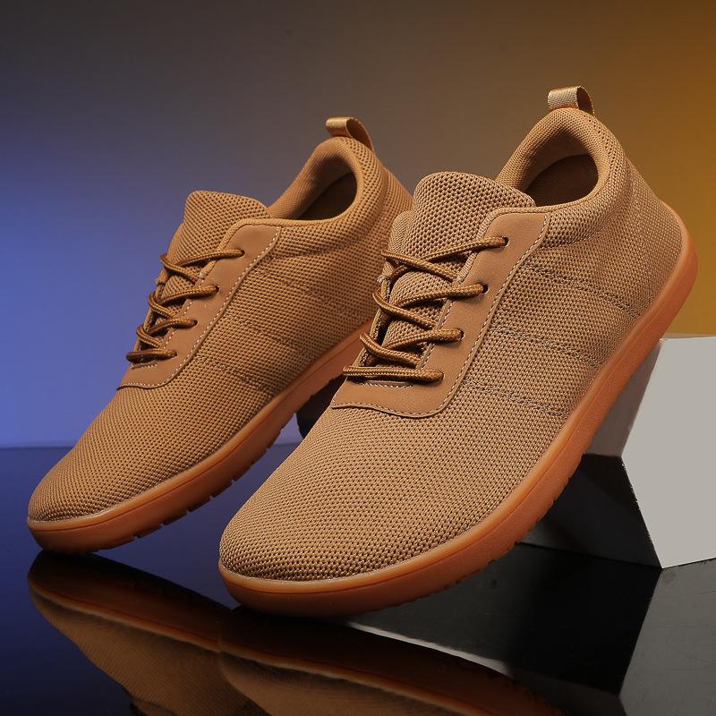 New men's wide last shoes comfortable women's walking shoes wide head shoes breathable soft sole couple fly knitting casual sports shoes