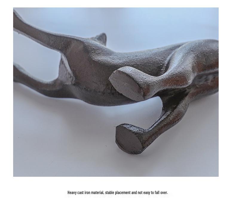 Nordic Cast Iron Cat Paper Towel Holder for Kitchen or Picnic