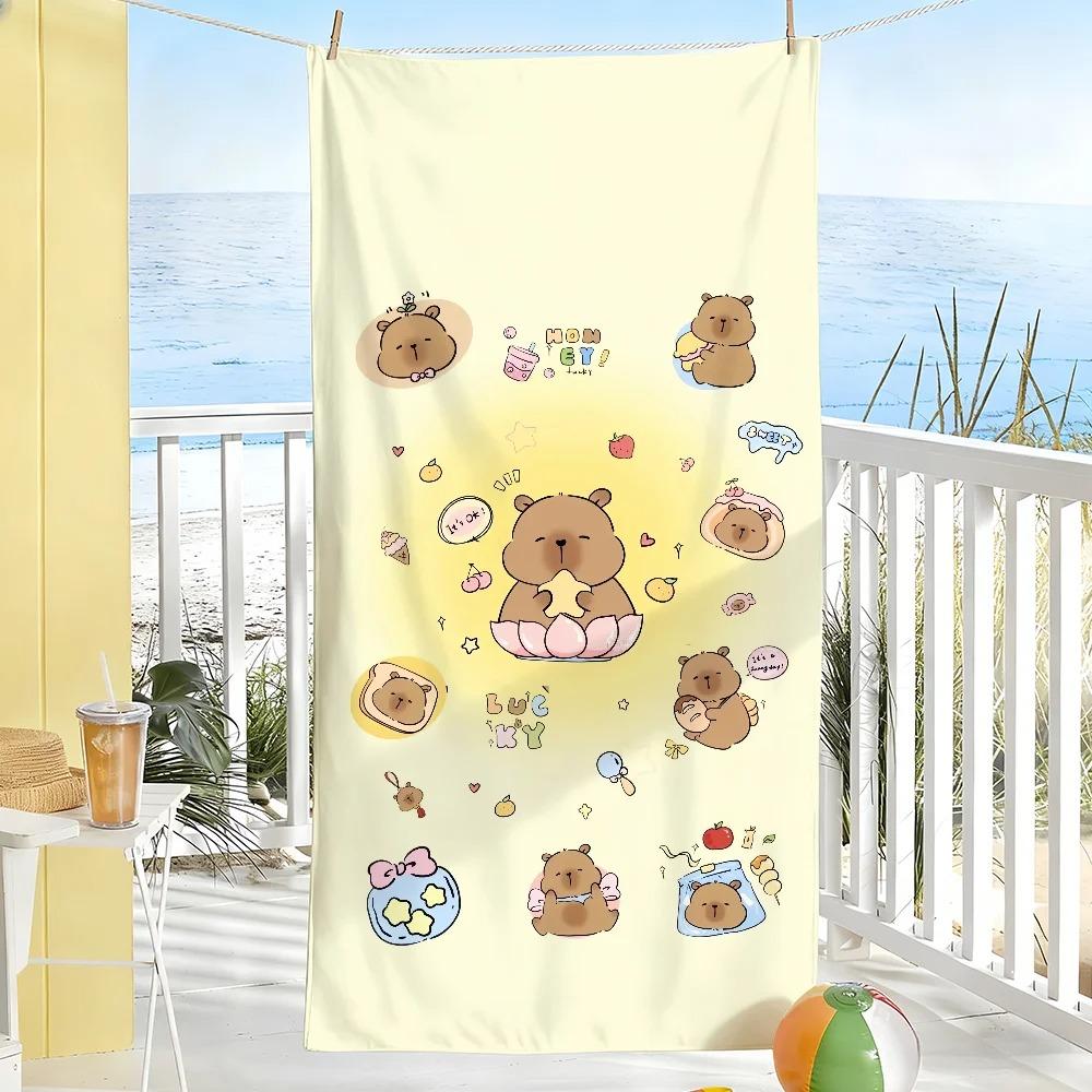 Christmas Themed Capybara Beach Towel, Lightweight Absorbent Towel For Holiday Outdoor Beach Swimming Camping